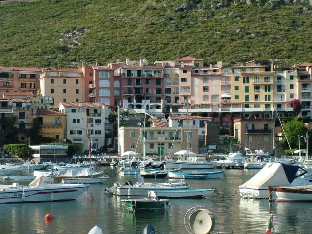 1 Bedroom - Apartment - For Sale