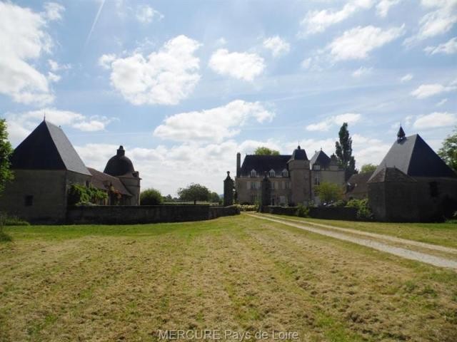 5 bedroom Castle For Sale: 61250 ALENCON