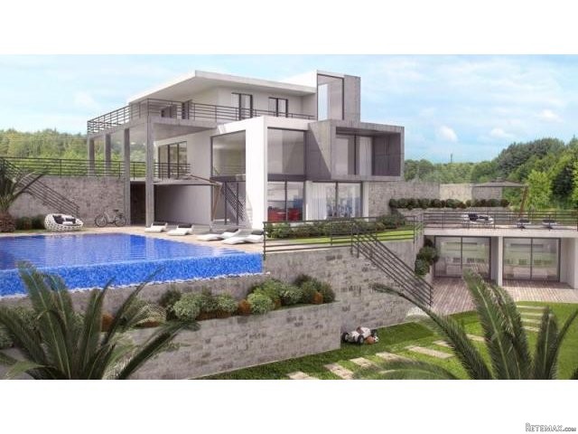 8 bedroom Villa For Sale: Sea Views..