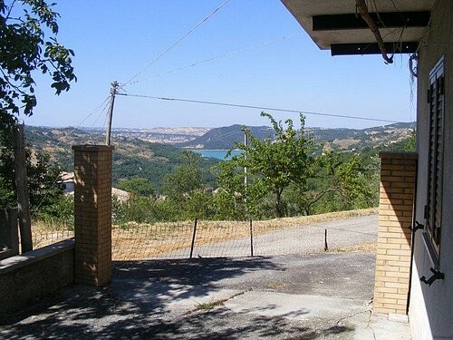 Fabulous property with lake views. - 2