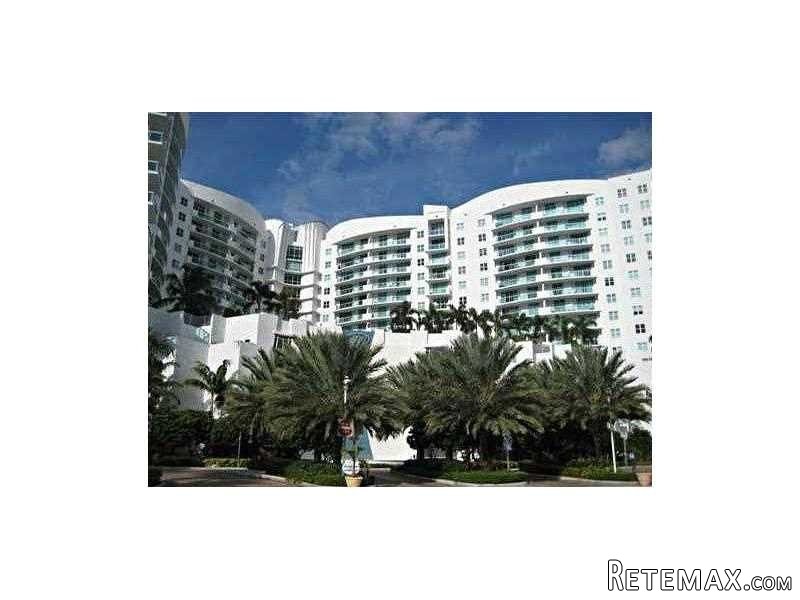 2 bedroom Flat For Sale: North Bay..