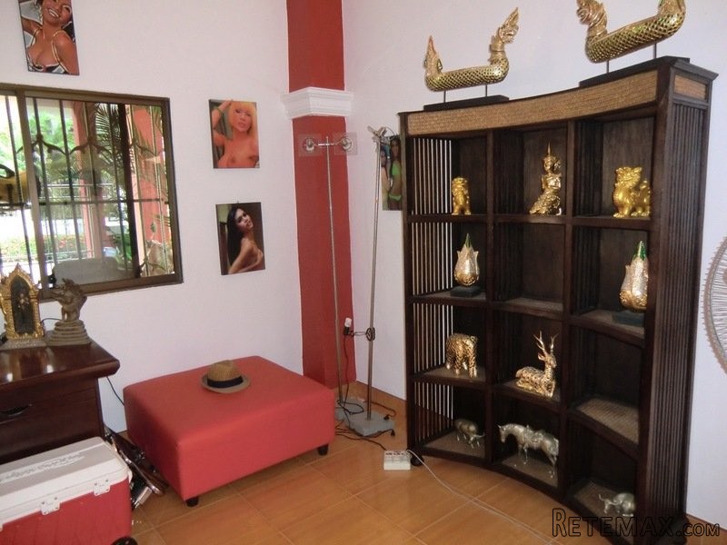 Italian style pool villa, 3 bedrooms.. - 2