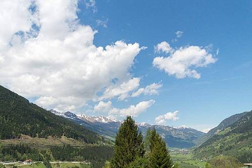One-family house with a fantastic view..