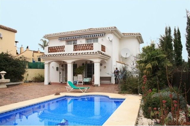 Villa - A fabulous detached villa with..
