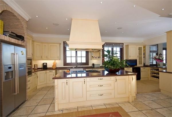 6 bedroom Detached Villa For Sale:.. - 2