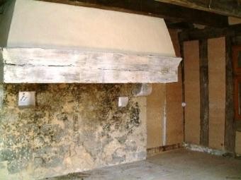 Listed With The Monuments De France.. - 2
