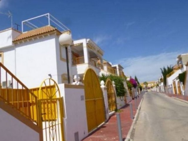 Bungalow for sale 74.950 € Costa..