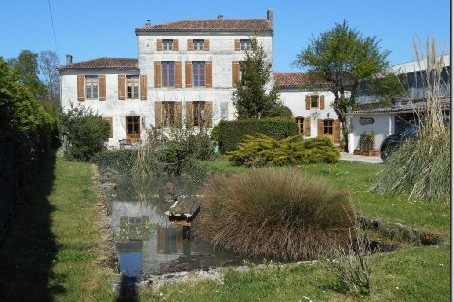 Stone House For Sale St Jean D Angely - 2