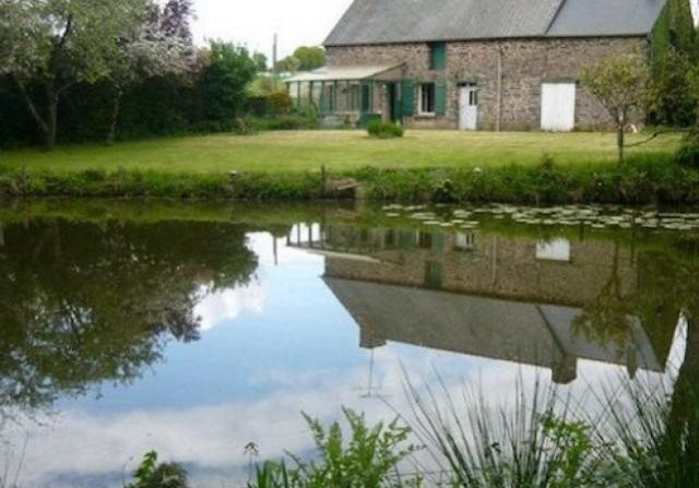 Breton House with Small Private Lake