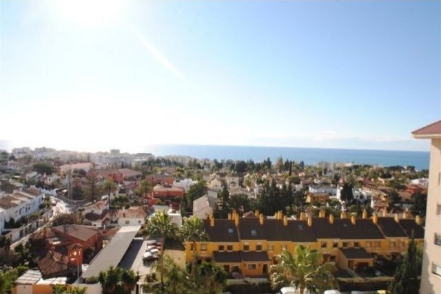 Apartment - Very bright 3 bedrooms 2..