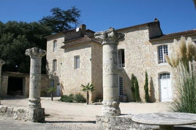 4 bedroom Manor House For Sale: 47000..