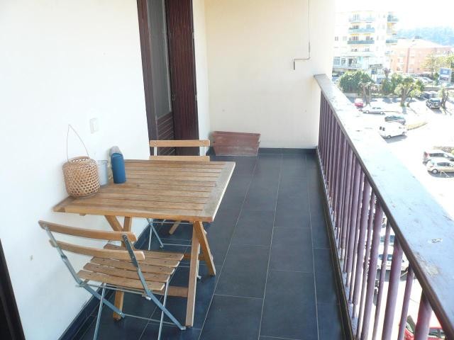 Great minimal two bed in Mont Boron