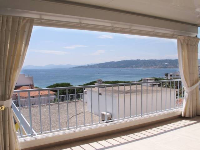 1/2 bedroom apartment, centre, sea view