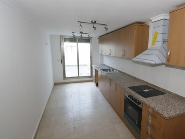 3 Bedrooms - Property - Alicante - For.. - 2