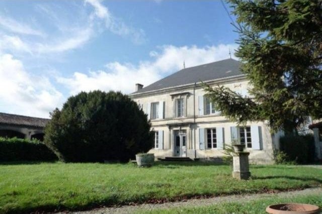 5 bedroom Character For Sale: 16370 A..