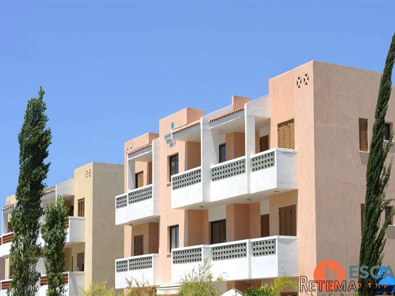 Luxury Apartment, Georgos Complex..