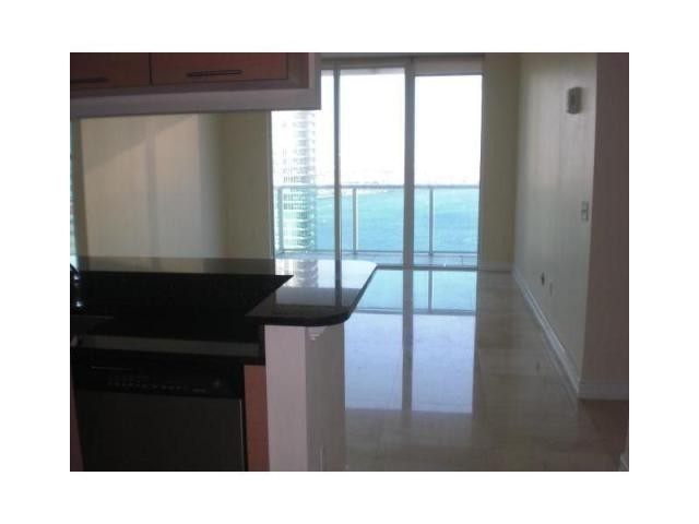 3 bedroom Flat For Sale: 31 SE 5 ST #.. - 2