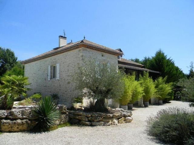 9 Bedroom Character Property For Sale