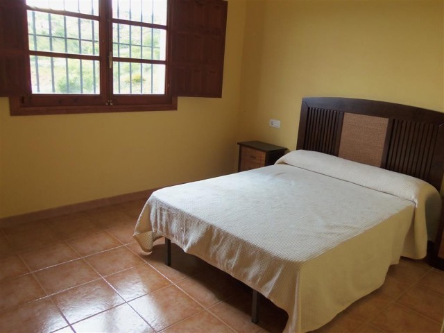 Villa - Very Spanish 4 bedroom, one.. - 2