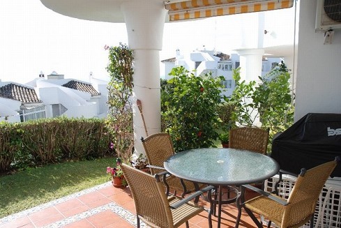 APARTMENT FOR SALE IN CALAHONDA
