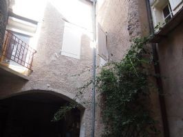 Former Hotel To Renovate With 110 M².. - 2