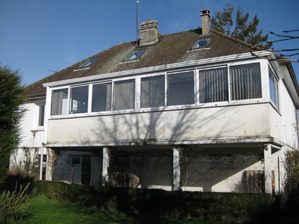 Nice Village House with Large Garage - 2
