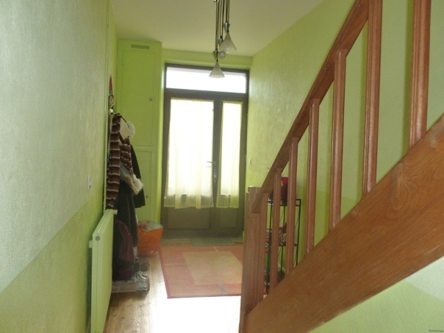 Town House With Courtyard + Garage - 2