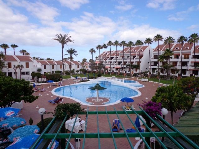 2nd floor, Parque Santiago II, Playa..