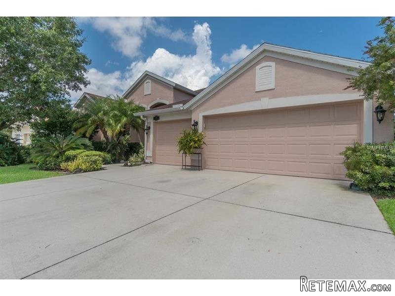 4 bedroom House For Sale: 4282 67th.. - 2
