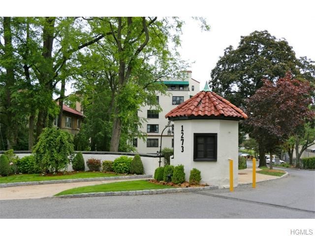 2 bedroom Co-op For Sale: New Rochelle..