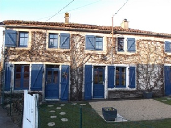 3 Bedroom House with Garage