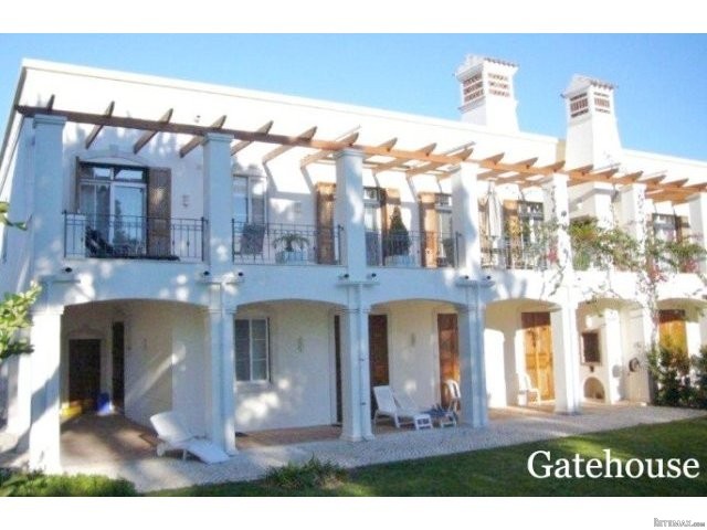 Apartment For Sale In Pinheiros Altos..