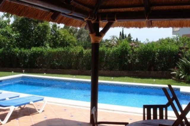 Villa for sale in El Rosario, Marbella.. - 2