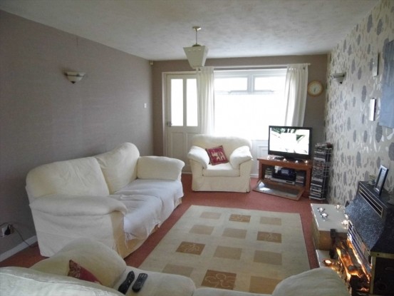 3 bedroom, Semi-detached House house.. - 2