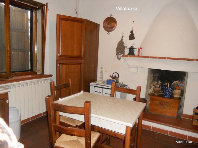 Village/town House - For Sale - North.. - 2