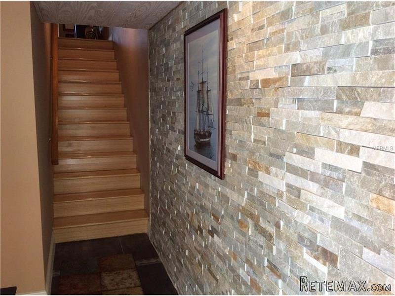 2 bedroom Property For Sale: 529 SANDY.. - 2