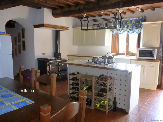 Country/farmhouse - For Sale -.. - 2