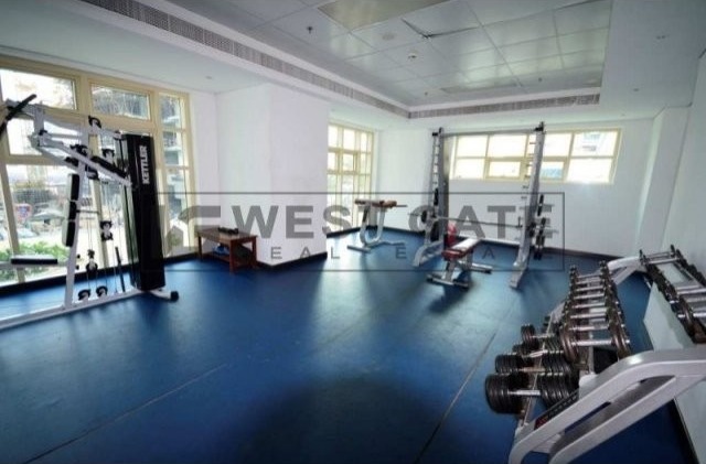 Furnished 1 Br In Royal Oceanic, Dubai..