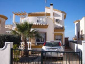 3 bedroom Detached Villa In Campoverde