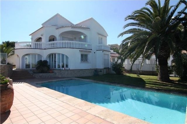 Apartment for sale in Denia