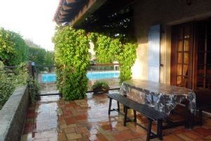 Pretty And Comfortable Villa