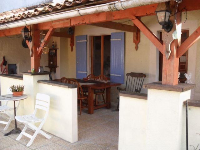 Substantial Home Or B&b Property With.. - 2