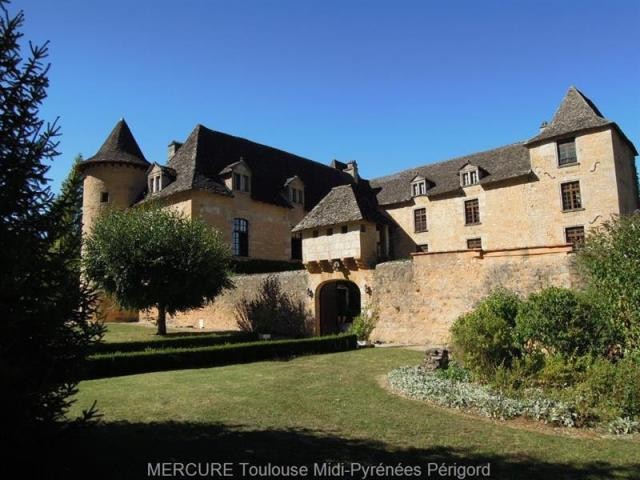 8 bedroom Castle For Sale: 46400 LOT