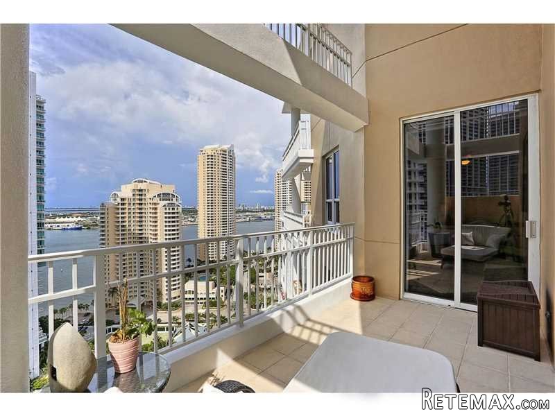 3 bedroom Flat For Sale: 701 Brickell..