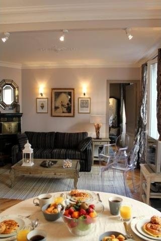 1 bedroom Property For Sale: Paris 7th.. - 2