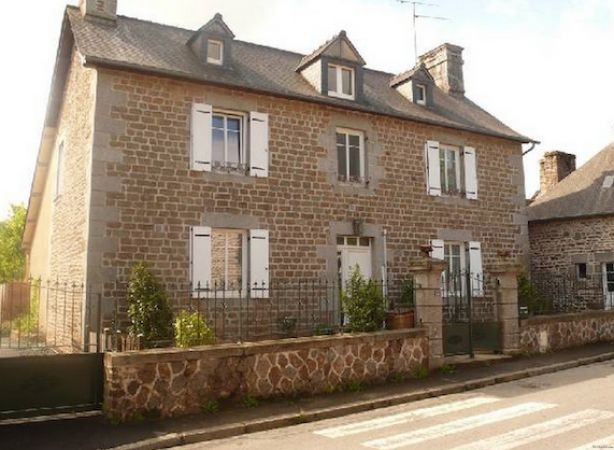 Very Impressive Maison de Maitre