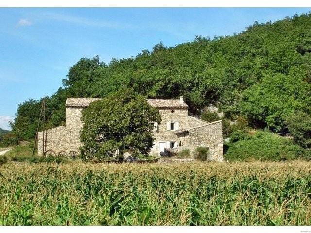 Beautiful Barn Conversion 1.5 Acres