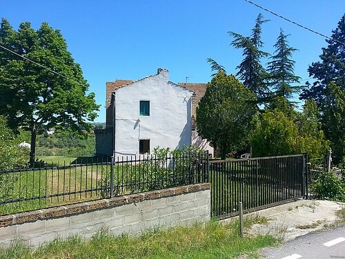 Fantastic detached property in a.. - 2
