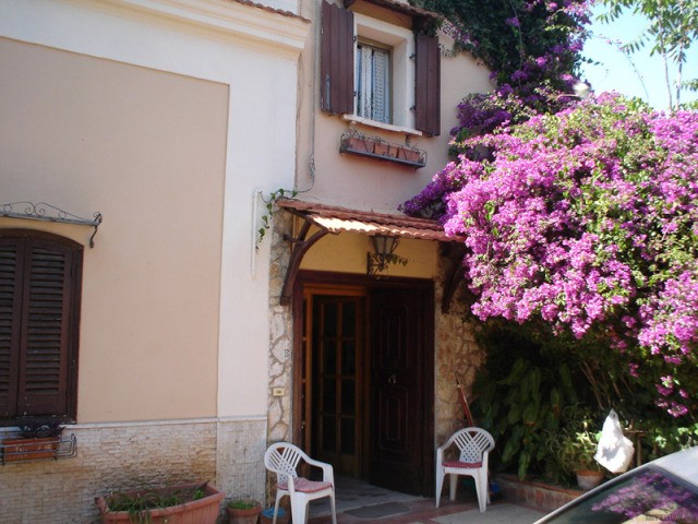 Villa - For Sale - Other areas in Italy.. - 2