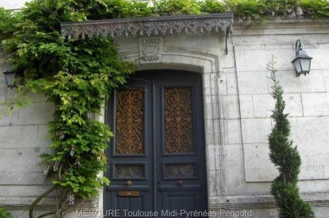8 bedroom House For Sale: 24000 DORDOGNE - 2